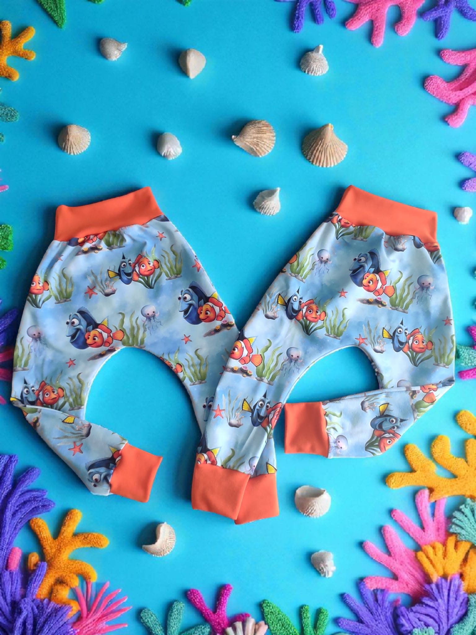 Hosen für Zwillinge Größe 110-116