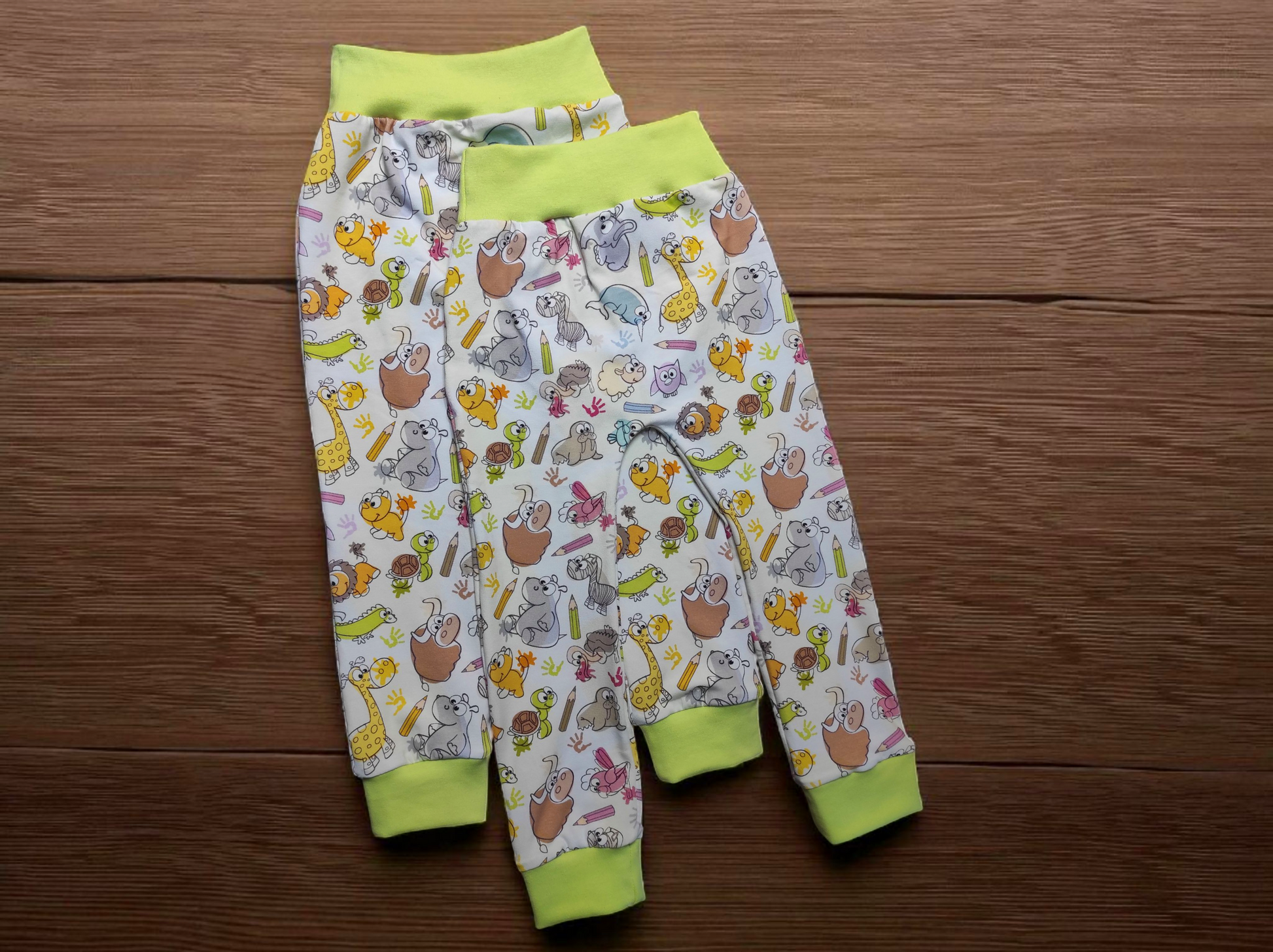 Hosen Größe 98-104 für Zwillinge