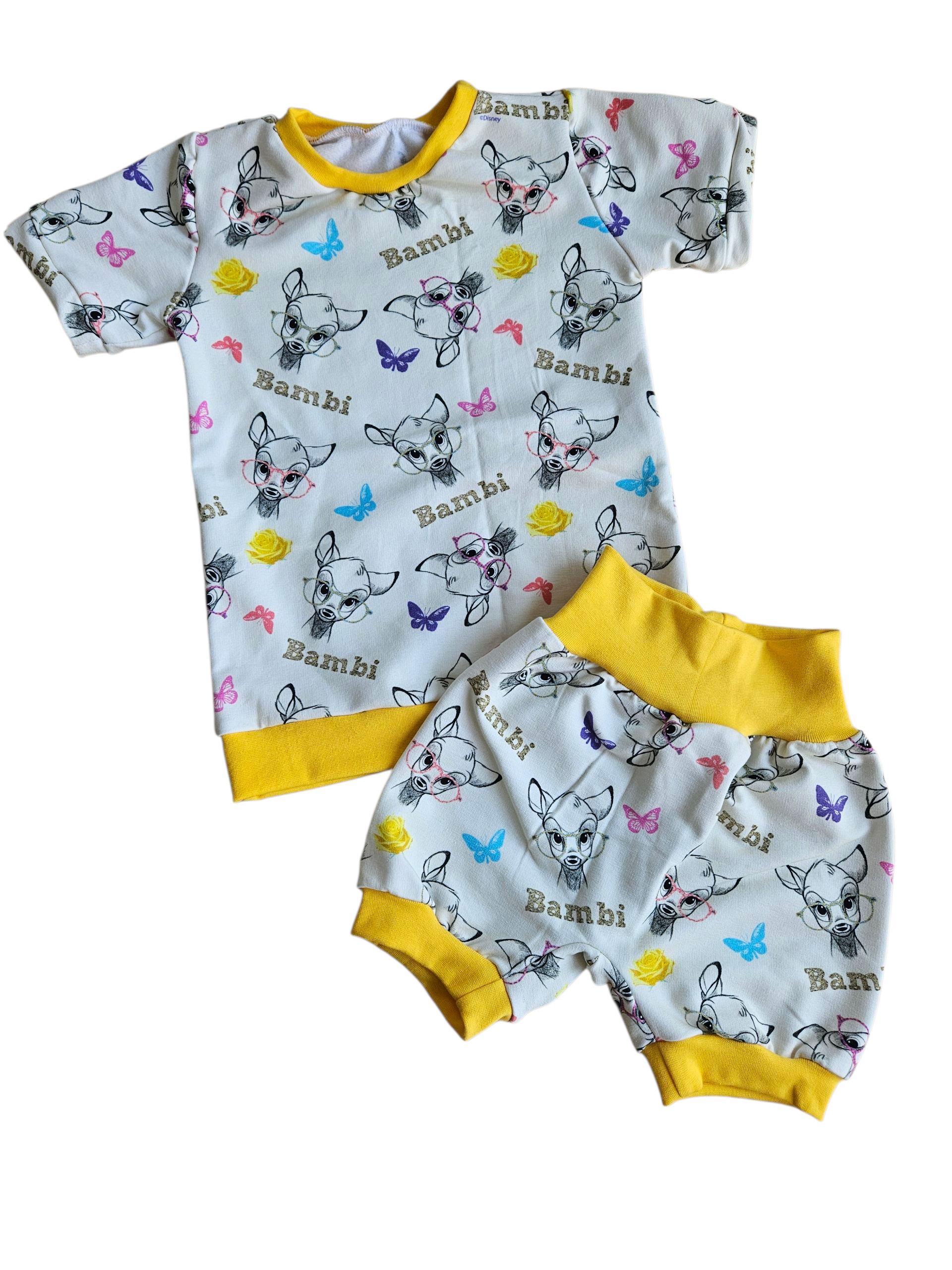 Set kurze Hose & Tshirt Größe 104